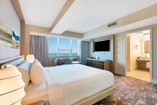 Eden Roc Miami Beach image 13