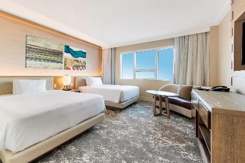 Eden Roc Miami Beach image 4